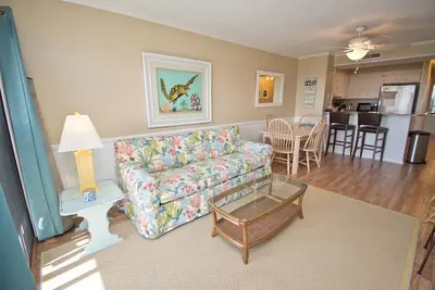 Image de Dunescape Villas 146, Oceanfront Condo in Atlantic Beach, Nc!