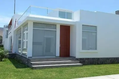 Image de House on South Coast of Peru enjoy sea and birds