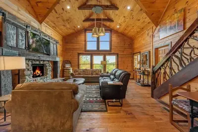 Image de *Blue Fox Den*Retreat~Golf~Views~Arcade~HotTub