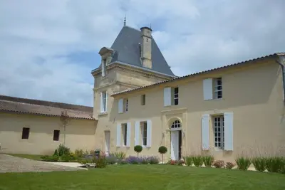 Image de Chateau De La Barde - Saint Laurent Des Combes