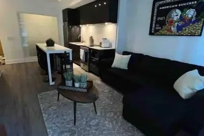 Image de Modern City Center Oasis ~ Mins to Downtown ~ Pool