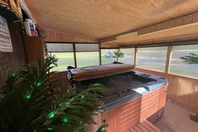 Image de Little Cabin In The Country