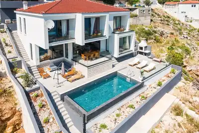 Image de Magnificent Prizba Villa | 3 Bedrooms | Villa Seaside Haven | Stunning Sea Views | Jacuzzi