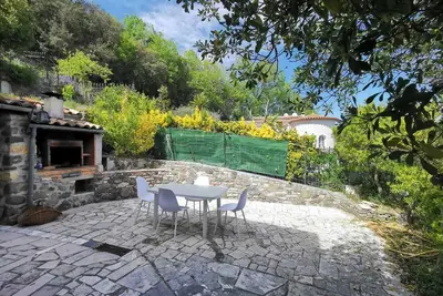 Image de Bas de villa au calme