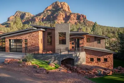 Image de Stunning New Modern Getaway