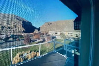 C43 Home by pool & near the Gorge shuttle pick up area at Sunfire Grill
