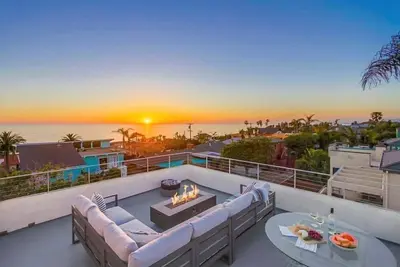Image de Ocean+Sunset Views * 3 Levels * 5 Outdoor Areas