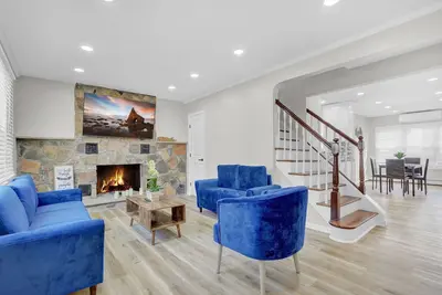 5 Bedroom Spacious Modern Oasis/15 Minutes from Jfk