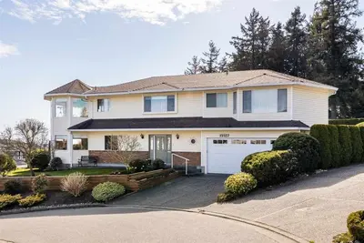 Image de Ocean View & Mount Baker 5 min from the beach! Canada longest pier, restaurant