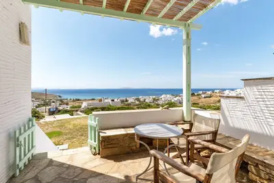 Image de Maison de vacances 'Anemologio 102 Tinos' avec vue sur la mer, Wi-Fi et climatisation