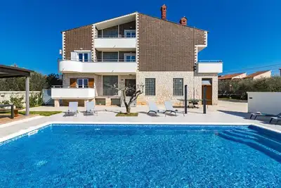 Image de Villa Berg (V9911-K1) - Valbandon