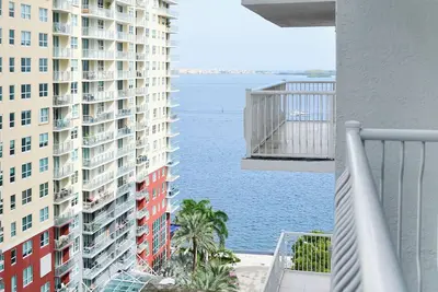 Image de Chic Brickell Spot with Parking