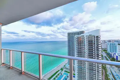 Image de Ocean Views | 37th Floor | Beach Access
