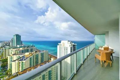Image de Prime Beach Access | Ocean Views | Rooftop Pool