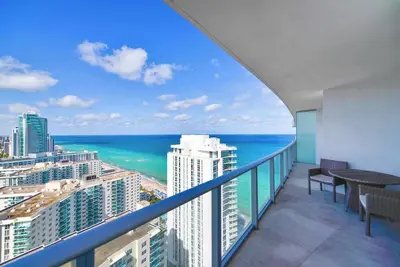 Image de Beachside Escape with Ocean Views