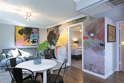 Image de Your Tmc Flats! Sleeps 24, 12br, 6ba, 6pa