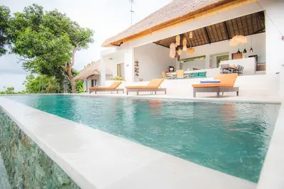 Image de Luxury jungle villa with ocean view and private pool