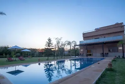 Image de Dar Amine - Villa luxueuse, piscine et vue sur les majestueuses montagnes de l'Atlas