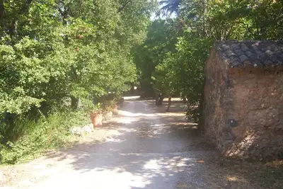 Image de Grande maison datant de 1830 dans domaine viticole avec piscine privative