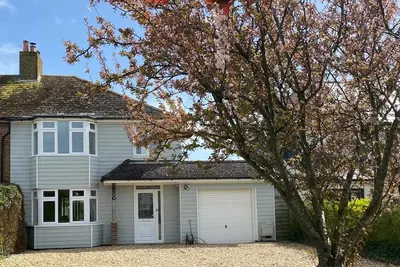 Image de Beautiful home in Birdham, minutes to the beach