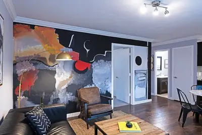 Image de Your Tmc Flats! Sleeps 16, 8br, 4ba, 4pa