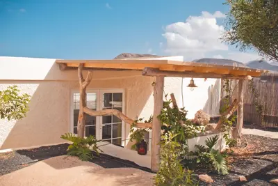 Image de Garden apartment - Tierra - Surf & Yoga Villa