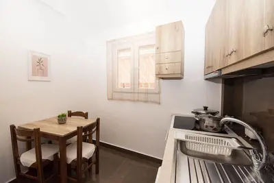 Image de Athina 2, Set in Heraklio Town, 1. 3 km from Venetian Walls.