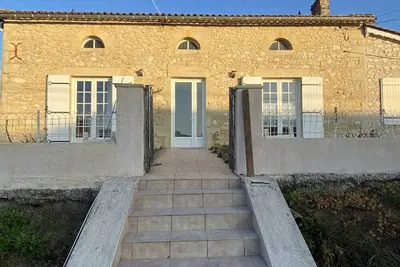 Image de maison traditionnelle en campagne
