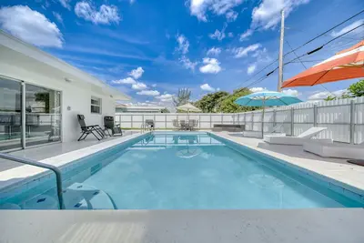 Image de Casita w/ Heated Salt Water Pool