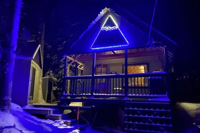 Image de Sugarloaf camp - ski/ outdoors rustic retreat