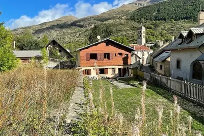 Image de Reouverture Apres Renovation Chalet 8 personnes grand jardin. Serre chevalier