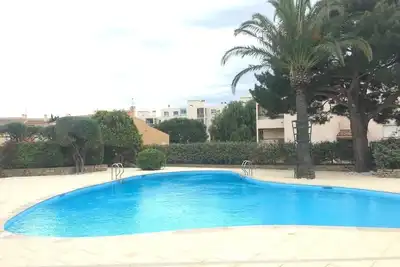 Image de T2 piscine à 2 min de la mer\/terrasse\/parking privé \/jardin\/pétanque\/rési privée