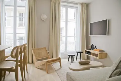 Image de Élégance et Quiétude au Cœur du Quartier Mouffetard