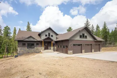 Image de Powder House Pass 5 bedrooms - Hot tub, large garage, paved roads
