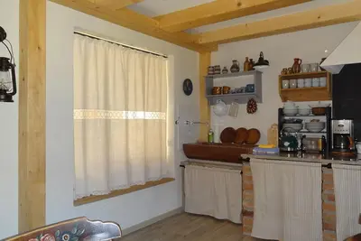 Image de Location-Large-Salle de Bain amenagée-Vue sur Jardin-Bauernhaus Wohnung 2