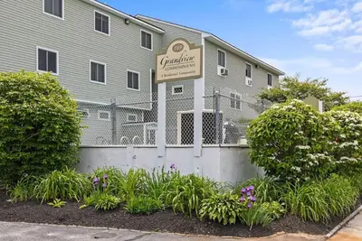 Image de 3 bedroom ocean view condo at Grandview!