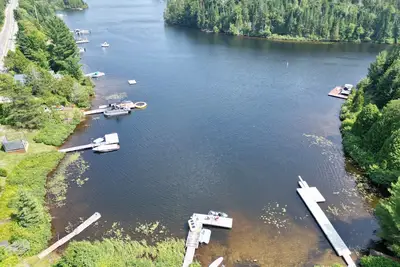 Image de Josephine Waterfront/Spa/WiFi /Ping-Pong/Kayak+