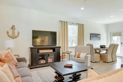 Image de Canyon Lake Home Rental: Boating, Patio & More!