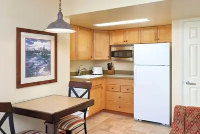 Image de All season resort in Canmore, Ab Canada-only 12km away from Banff National Parks