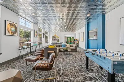 Image de Lovely Little Home w\/free Hot Tub, Pool, Parking