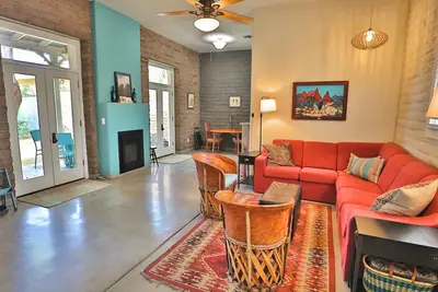 Image de Barrio Viejo, Charming Historic Downtown Home
