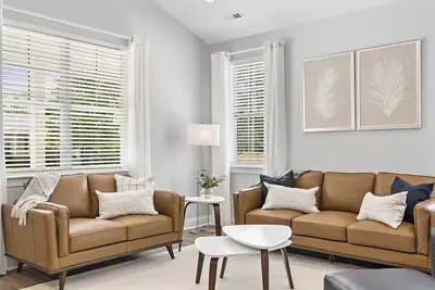 Image de A brand new place to stay a while in downtown Angier!