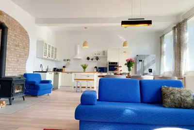 Image de Maison de campagne \"Ganschendorf Seenah\" avec terrasses partagées et Wi-Fi