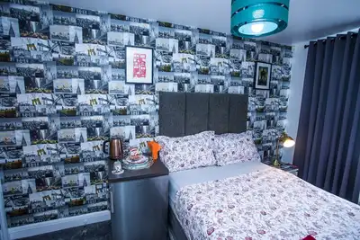 Remarkable 2-Bed Apartment With Sea View