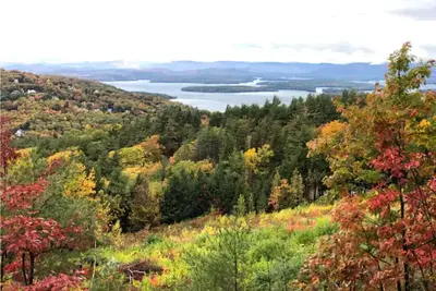 Image de Amazing Lake & Mountain views Gunstock Ski Chalet.