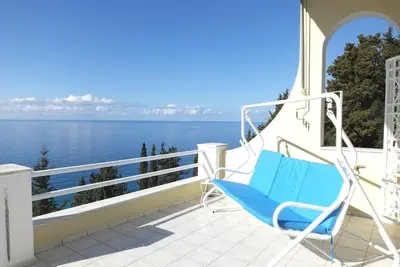 Image de Villa Alibertini avec vue mer