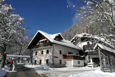 Image de appartement à la ferme Psnak