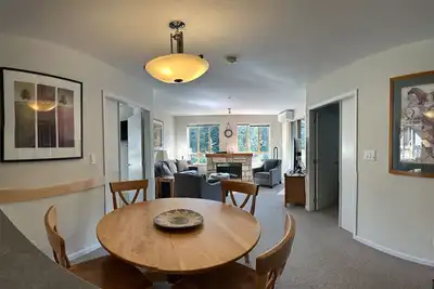 Image de Whistler Village & Mountain View Condo