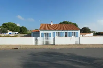 Image de Maison de Vacances Ă 1km de la Plage - 2 Chambres, Jardin, Terrasses, Proche Commerces