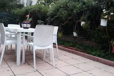 Image de Villetta Anna vacation home with garden by the beach and town center